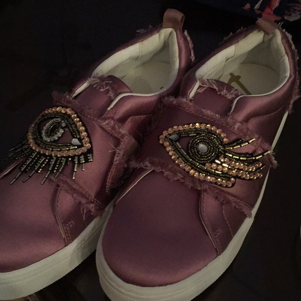 SM Edelman pink satin sneakers new